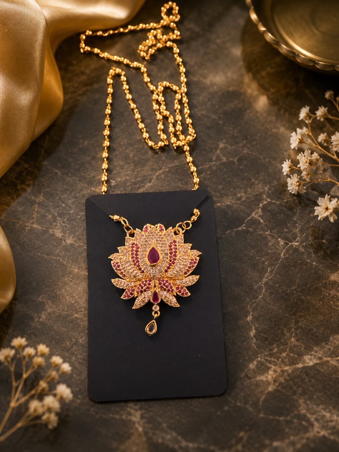 Lotus Design Pathakam With Chain