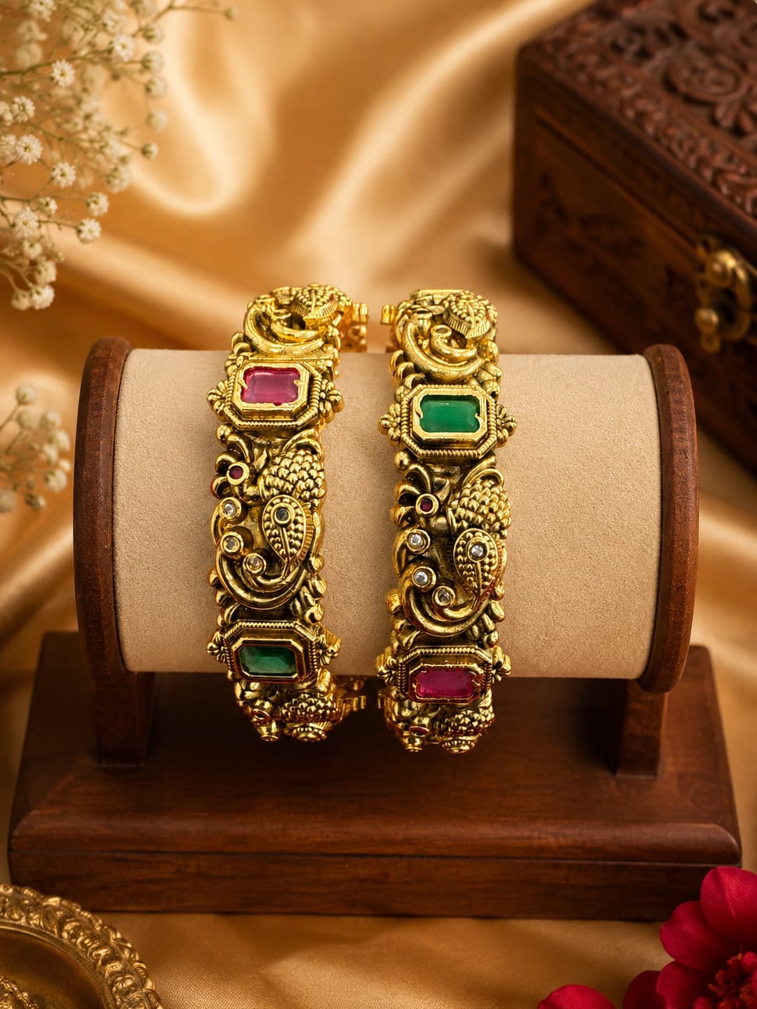 Antique Bangle Set