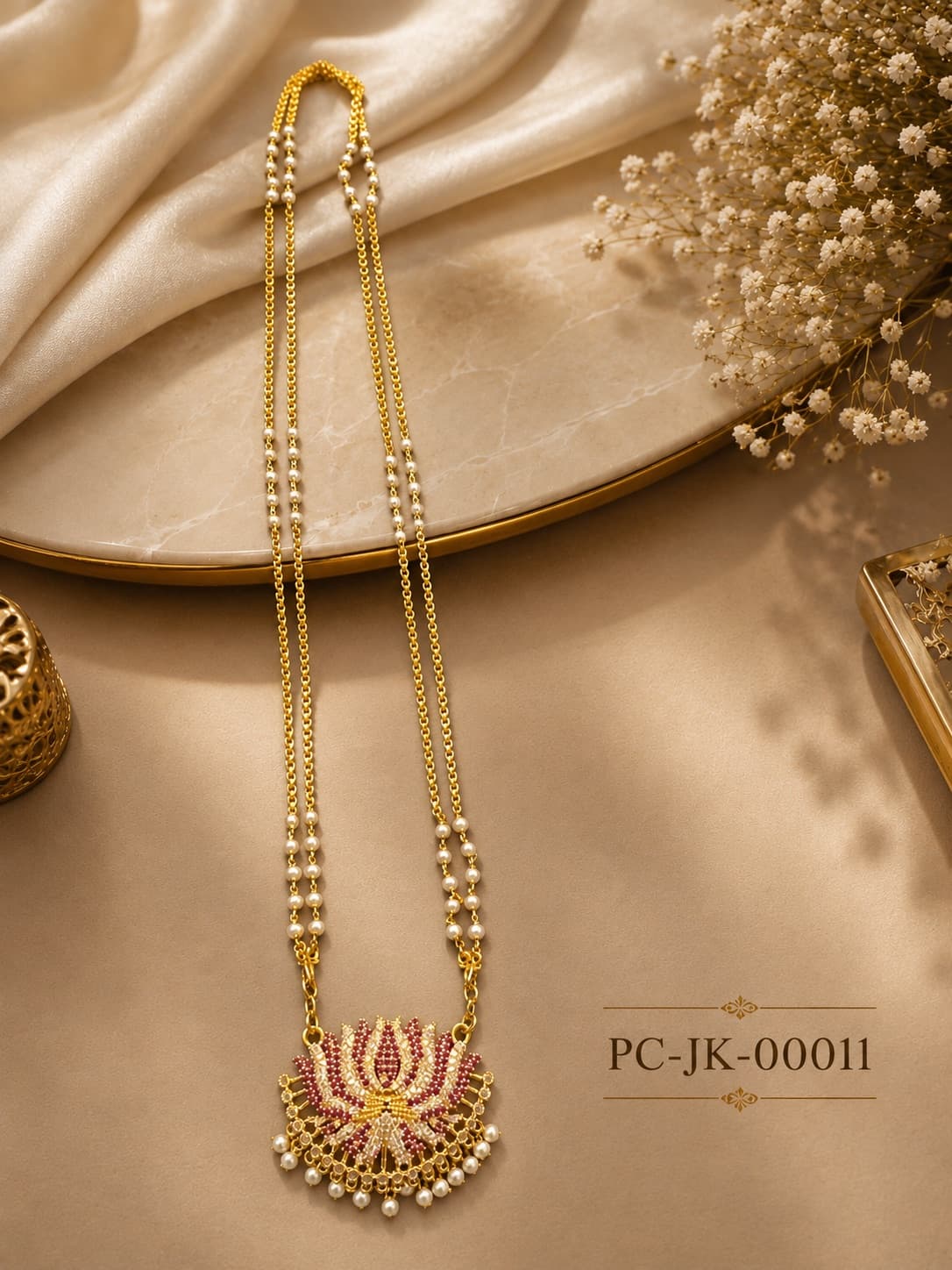 White And Pink Pathakam With Chain jewellery in White And Pink Stone Work, Fancy Jewellery Pathakam With Chain