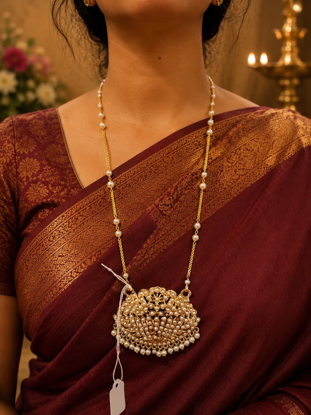 White Pearls Pathakkam With Chain jewellery in Fancy Jewellery Pathakam With Chain