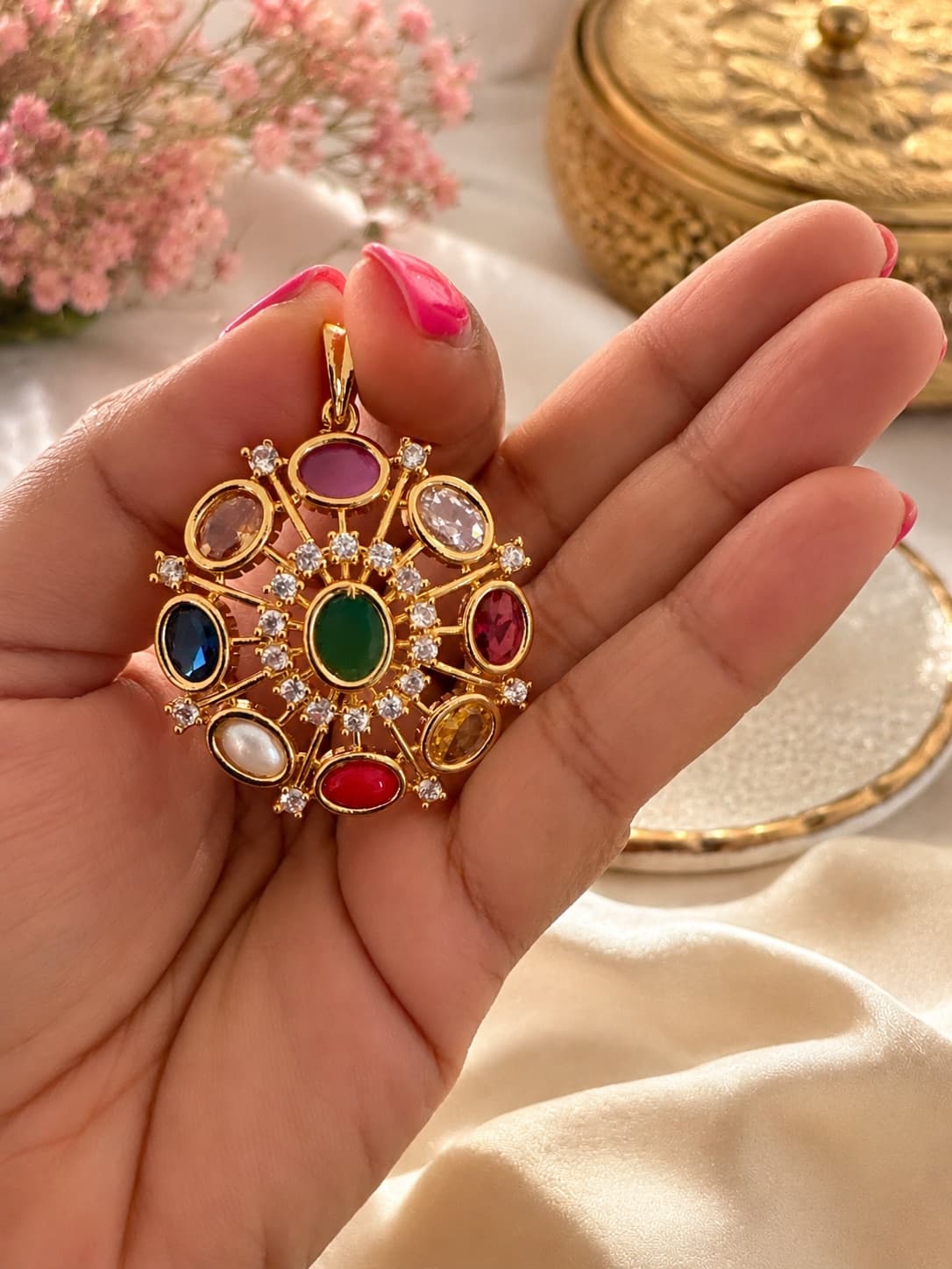 Navratna Gold Kundan Pendant